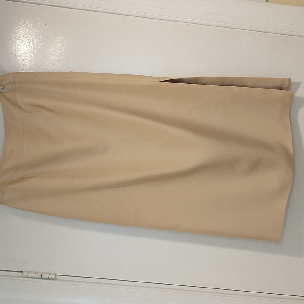 Talbots Women's Skirt - Size 6P